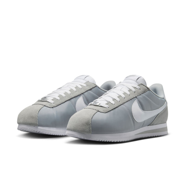 nike classic cortez nylon mens shoe