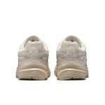 WMNS NIKE INITIATOR
