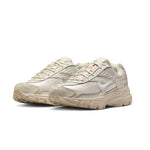 WMNS NIKE INITIATOR