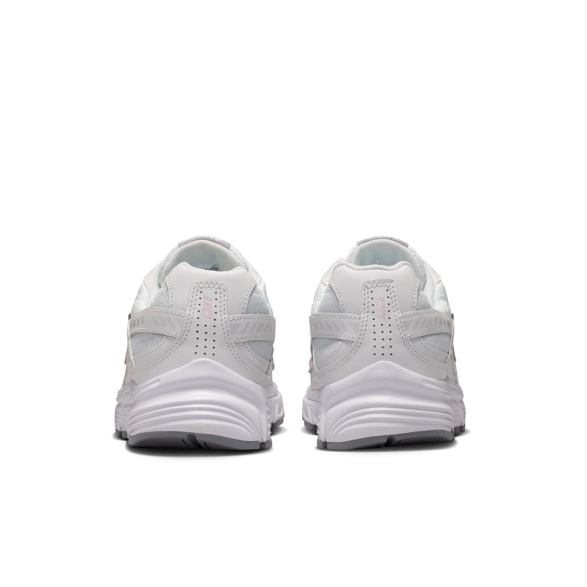 WMNS NIKE INITIATOR