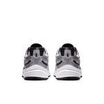 NIKE INITIATOR