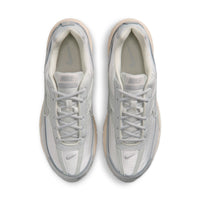 NIKE INITIATOR