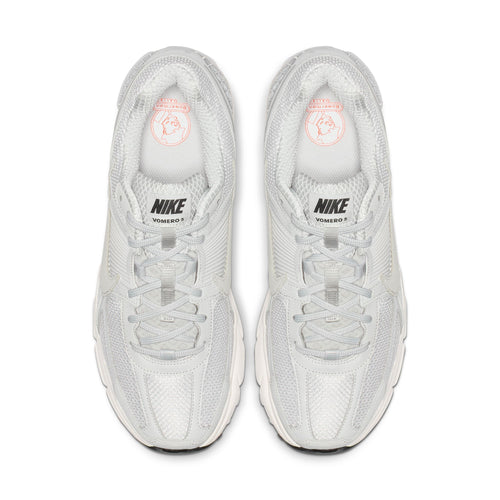 NIKE ZOOM VOMERO 5
