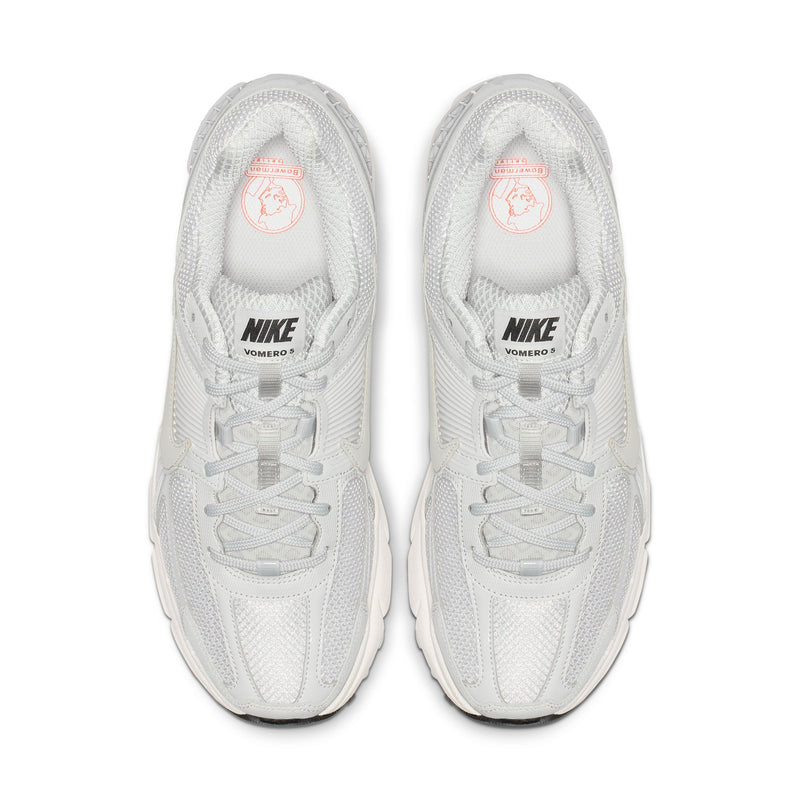 NIKE ZOOM VOMERO 5