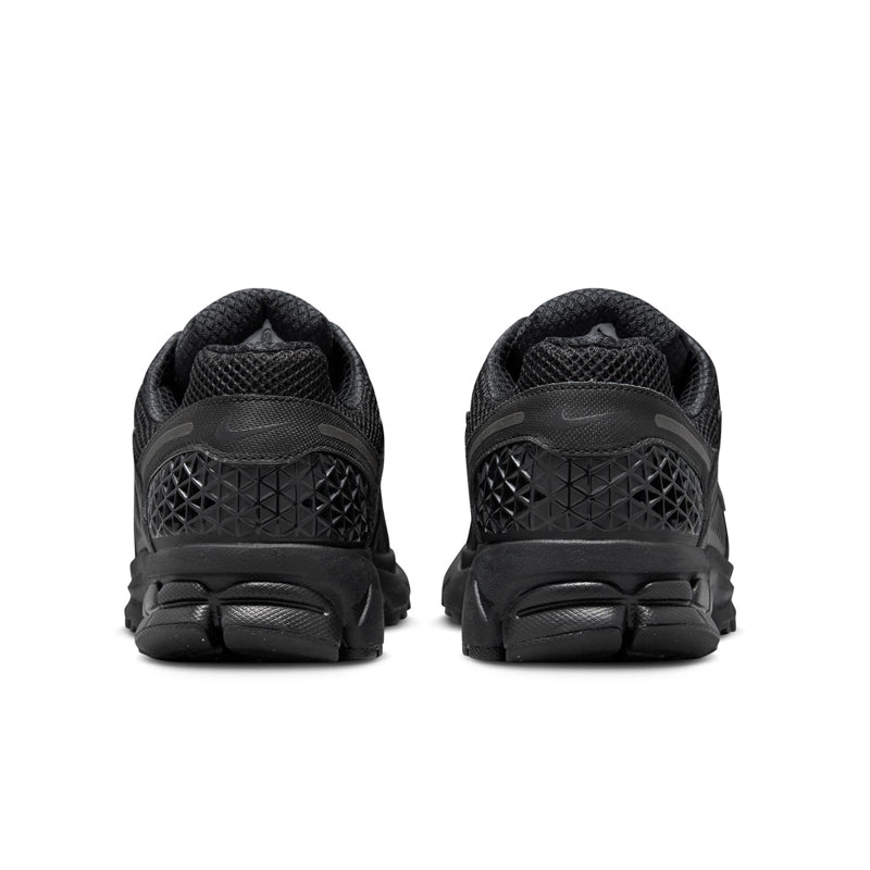 NIKE ZOOM VOMERO 5