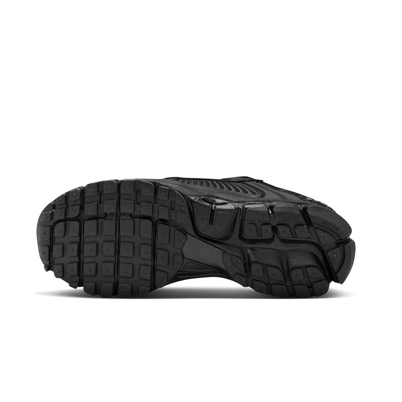 NIKE ZOOM VOMERO 5