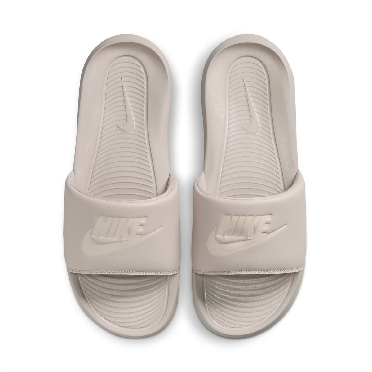 NIKE VICTORI ONE SLIDE