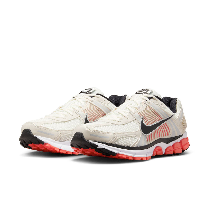 NIKE ZOOM VOMERO 5