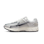 W NIKE ZOOM VOMERO 5