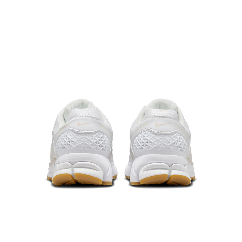 W NIKE ZOOM VOMERO 5