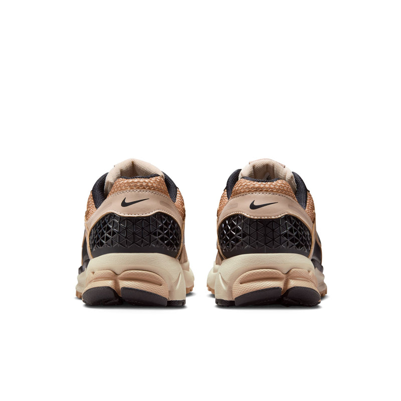 W NIKE ZOOM VOMERO 5