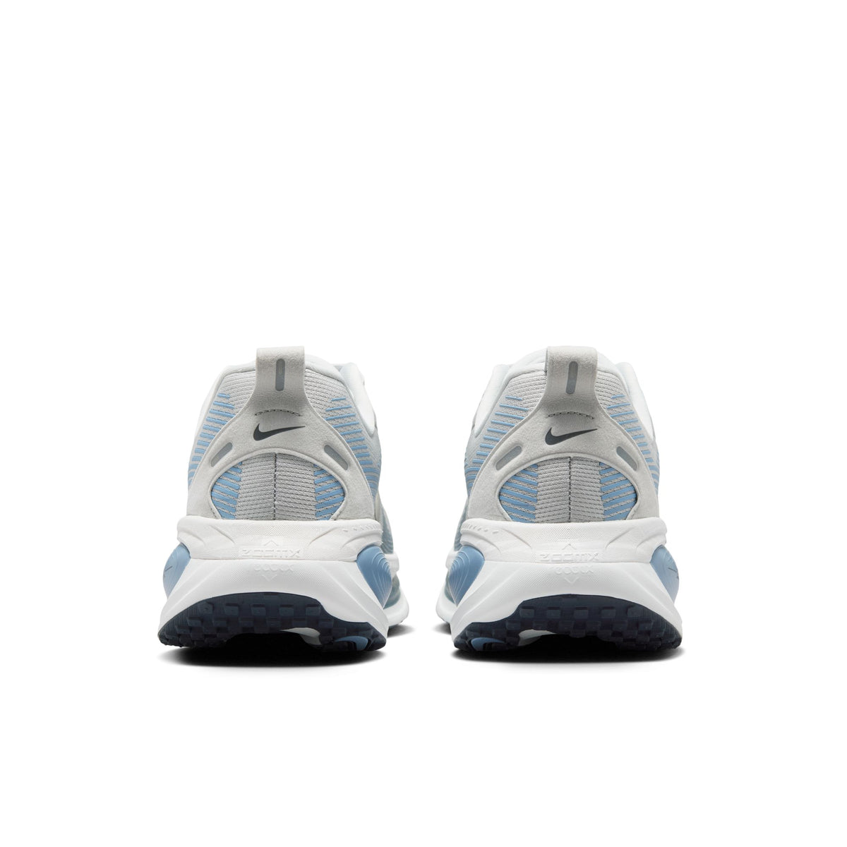 NIKE VOMERO 18