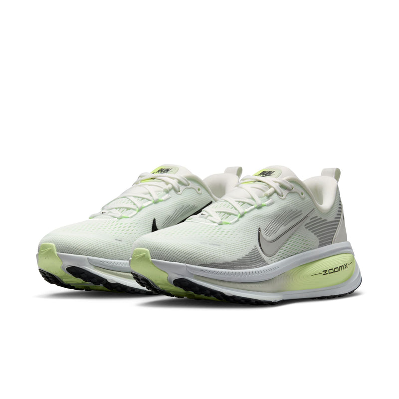 W NIKE VOMERO 18