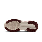 W NIKE VOMERO 18