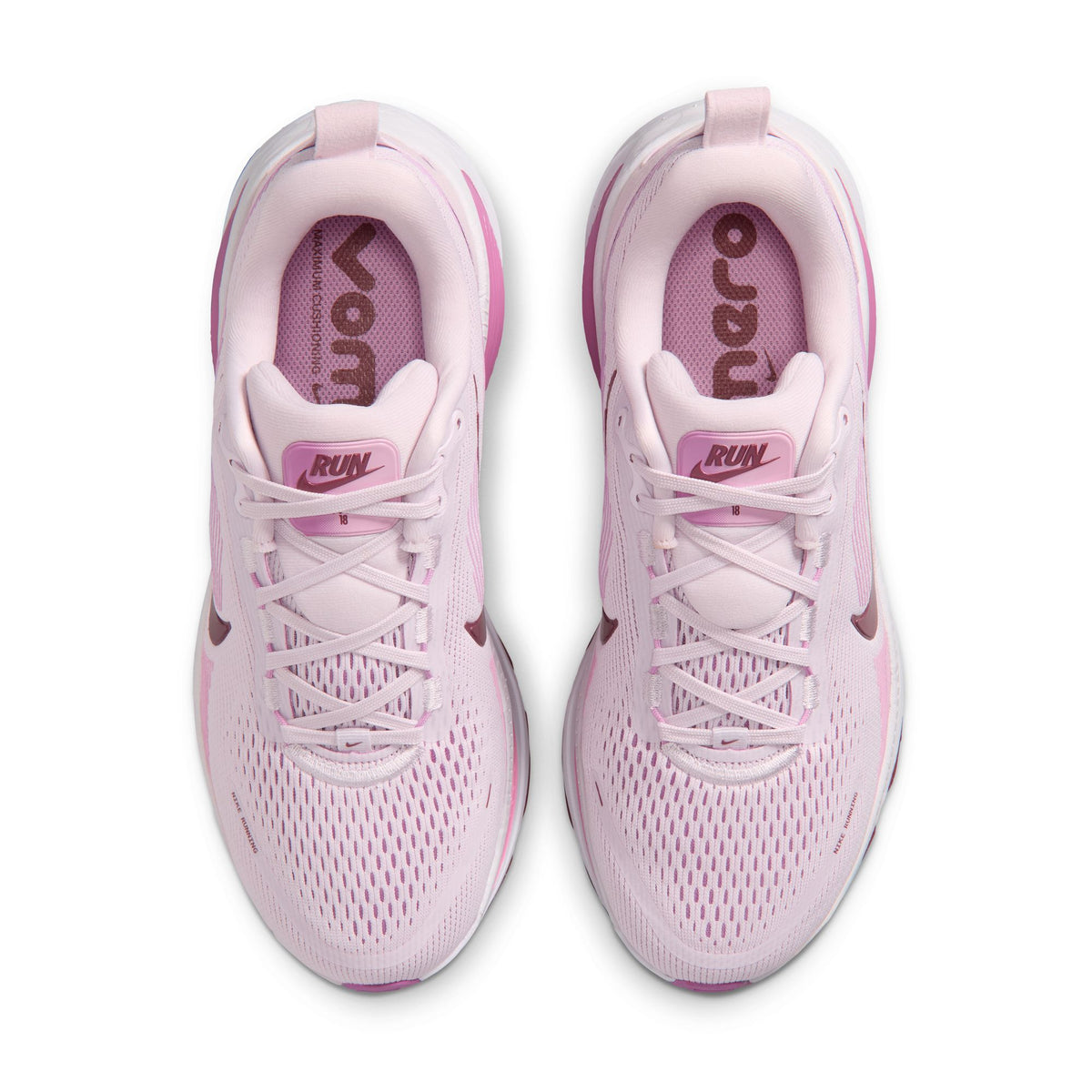 W NIKE VOMERO 18