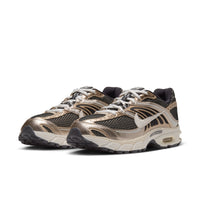 W NIKE AIR MAX MOTO 2K