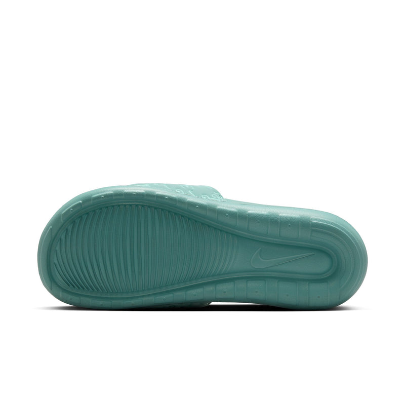 NIKE VICTORI ONE