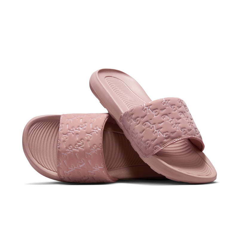 NIKE VICTORI ONE