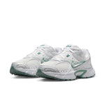 W NIKE V5 RNR