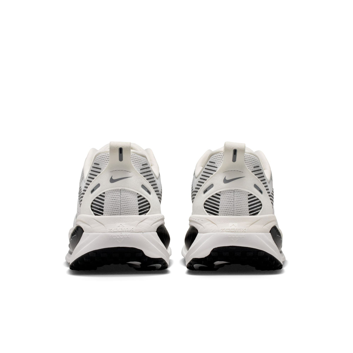 NIKE VOMERO 18 RR