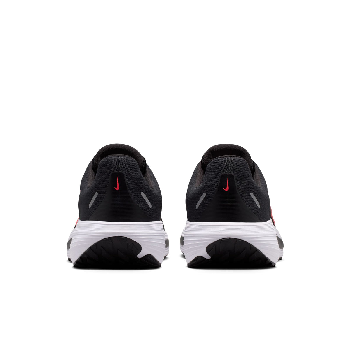 NIKE QUEST 7