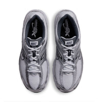 NIKE AIR MAX MOTO 2K