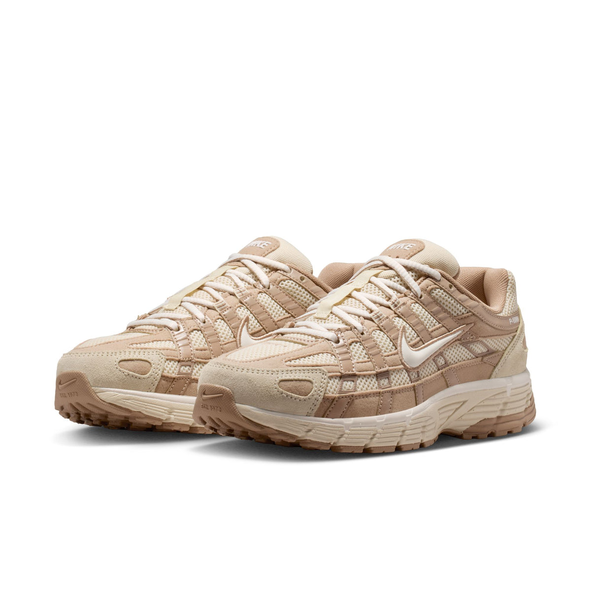 W NIKE P-6000 MM