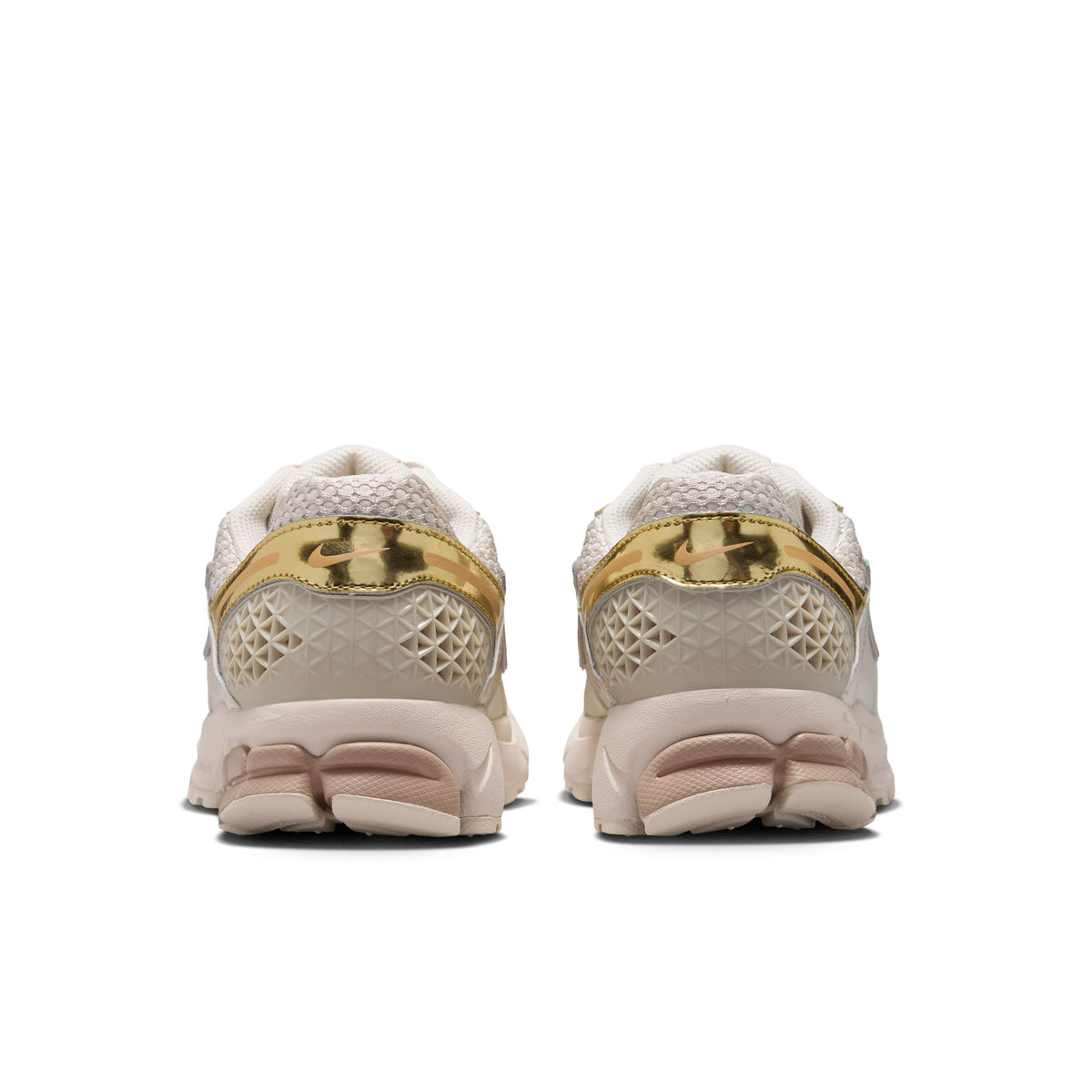 W NIKE ZOOM VOMERO 5 CHROME