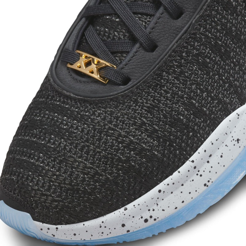 LEBRON 20 EP