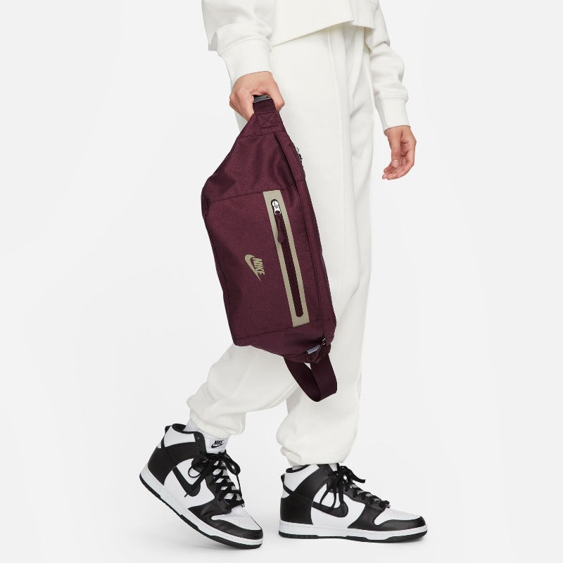 NK ELMNTL PRM WAISTPACK