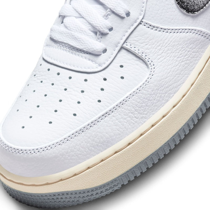 AIR FORCE 1 '07 LX