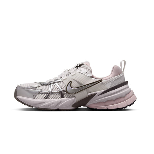FD0736-010 - W NIKE V2K RUN
