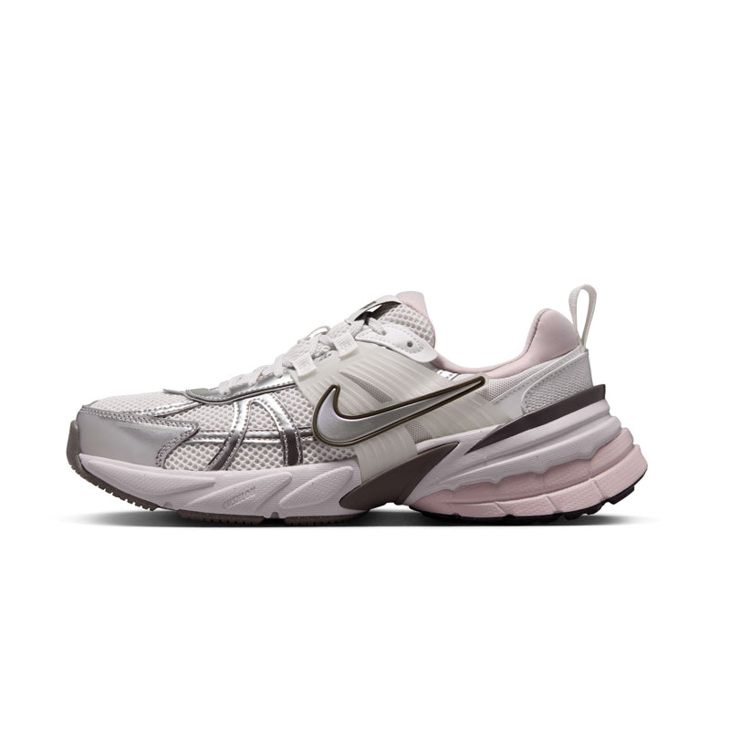 FD0736-010 - W NIKE V2K RUN