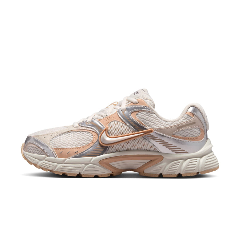 HQ7901-012 - W NIKE V5 RNR