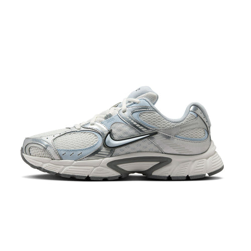 HQ7901-103 - W NIKE V5 RNR