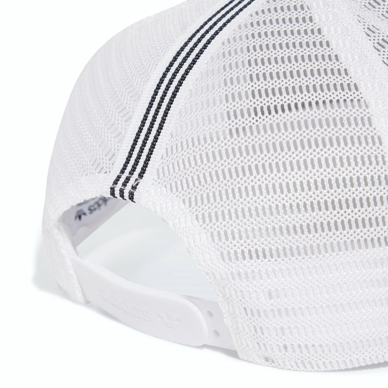 CURVED TRUCKER