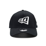 012933-04 - 940AF FLIPPED LOGO BLACK