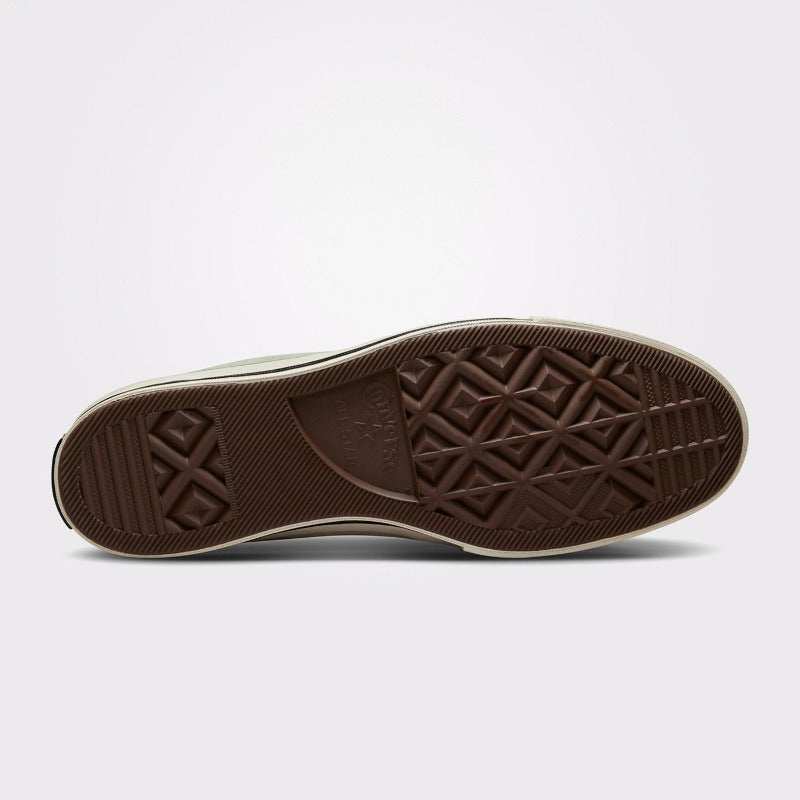 CHUCK 70