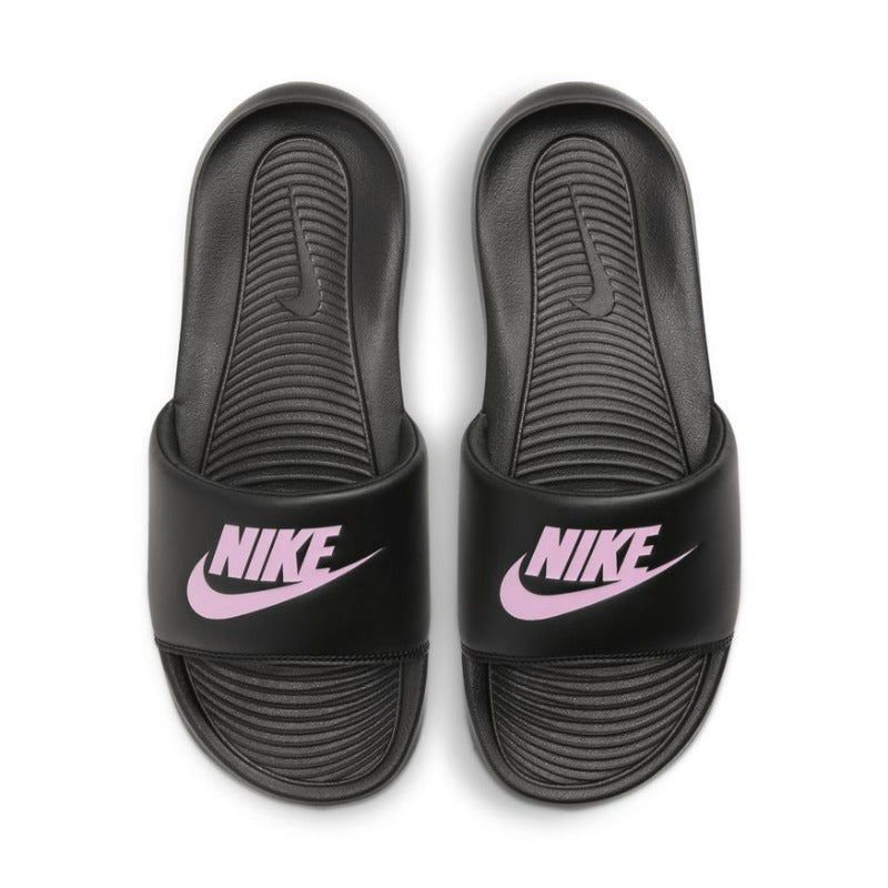 W NIKE VICTORI ONE SLIDE