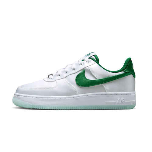DX6541-101 - W AIR FORCE 1 ''07 ESS SNKR