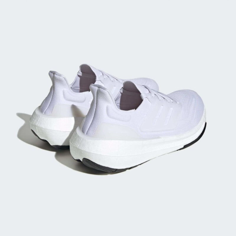ULTRABOOST LIGHT