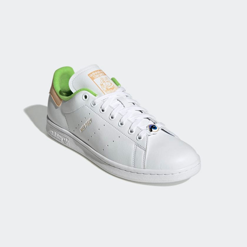 STAN SMITH