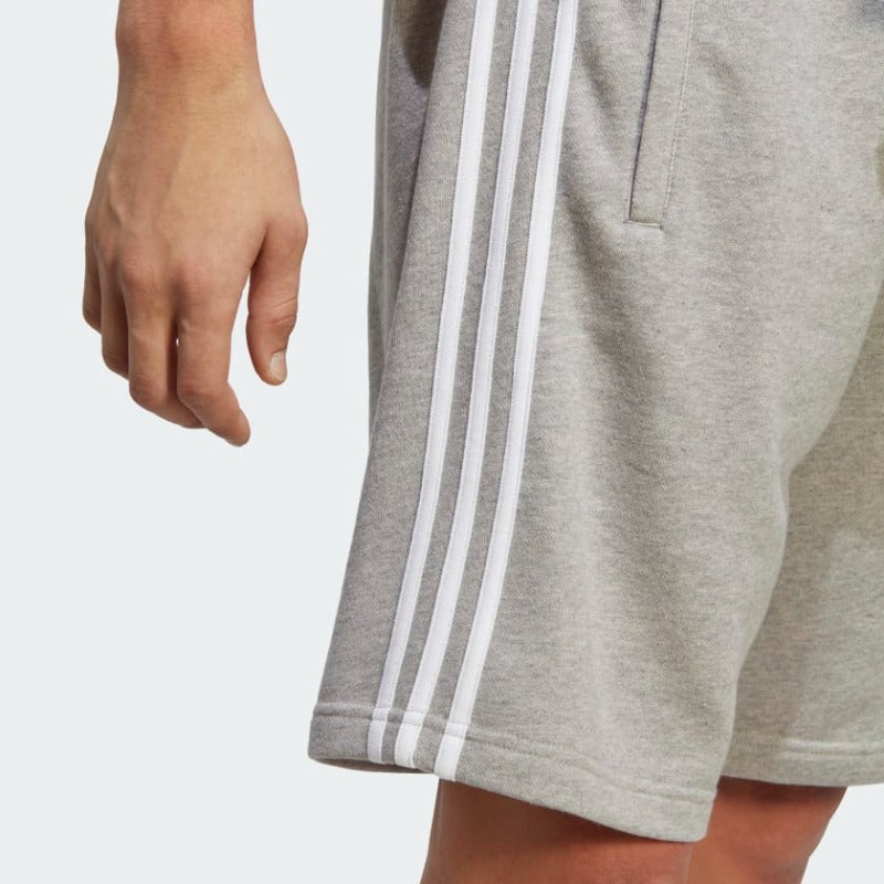 3-STRIPE SHORT